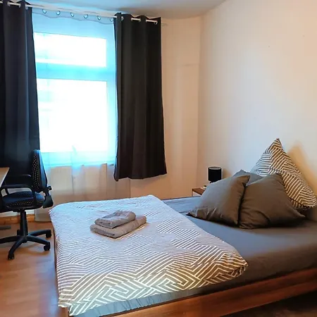 2 Zimmer Mit Kueche Und Bad