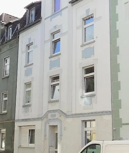 2 Zimmer Mit Kueche Und Bad