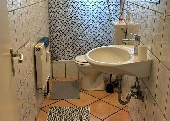 Lägenhet 2 Zimmer Mit Kueche Und Bad